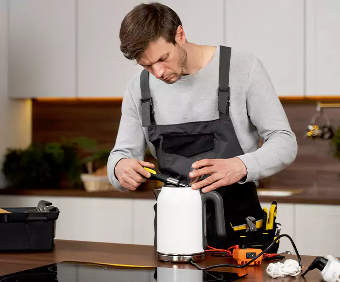 Skilled Blender Technicians: Your Small Appliance Repair Experts for Boston, MA
